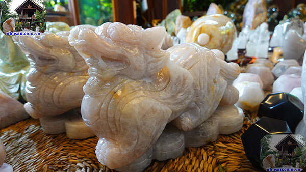 Tỳ hưu đá thạch anh hồng Tỳ hưu đá thạch anh hồng