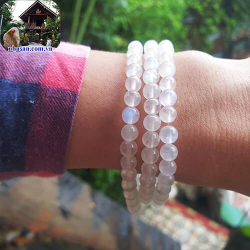 Vòng tay đá mặt trăng 3 quấn Vòng tay đá mặt trăng 3 quấn