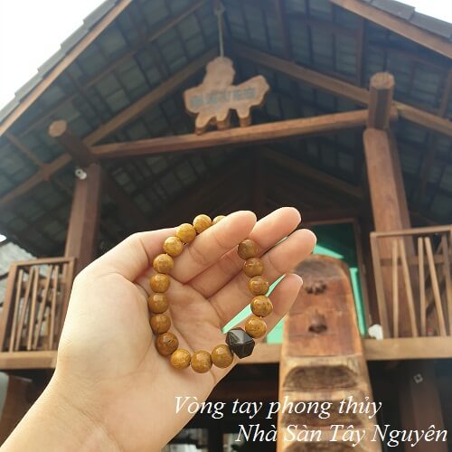 Vòng Tay Đá Phong Thủy - Nhà Sàn Tây Nguyên