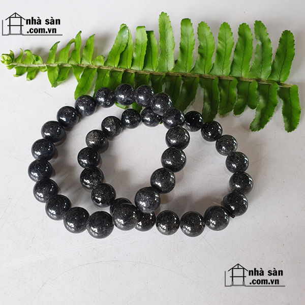 Vòng Tay Đá Thạch Anh Tóc Đen Tự Nhiên Vòng Tay Đá Thạch Anh Tóc Đen Tự Nhiên