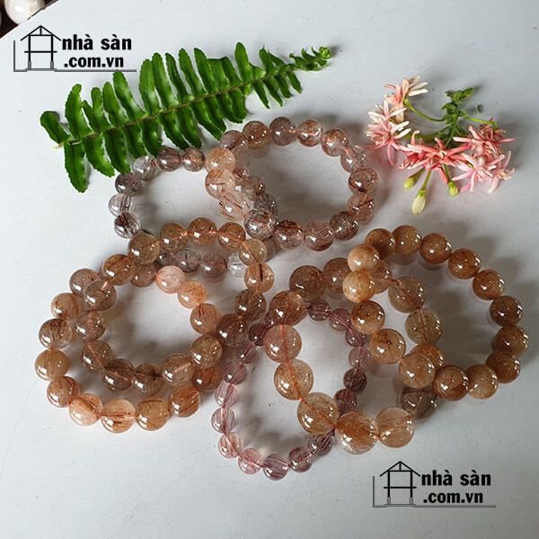 Vòng Tay Đá Thạch Anh Tóc Đỏ Vòng Tay Đá Thạch Anh Tóc Đỏ