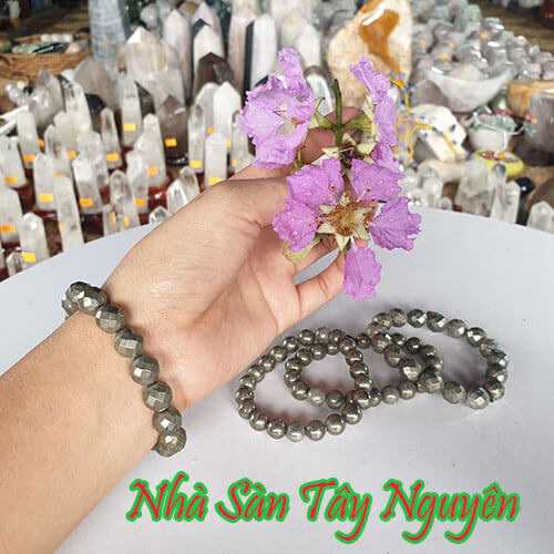 Vòng Tay Vàng Găm