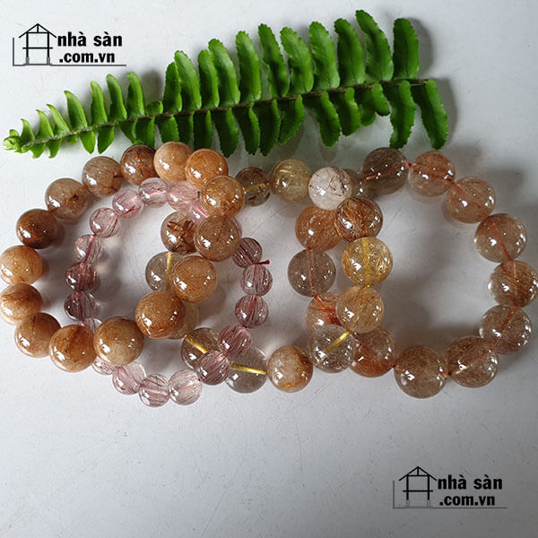 Vòng Tay Đá Thạch Anh Tóc Đỏ Vòng Tay Đá Thạch Anh Tóc Đỏ