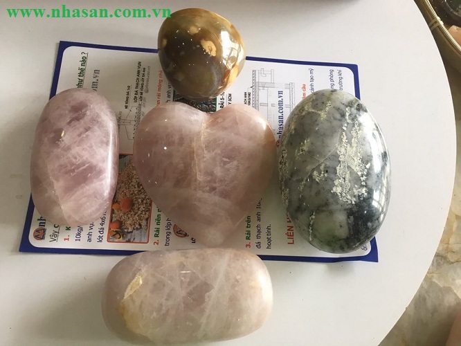 Ý nghĩa cục chặn giấy