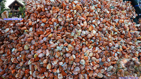 Đá mã não vụn đánh bóng phong thủy Đá mã não vụn đánh bóng phong thủy