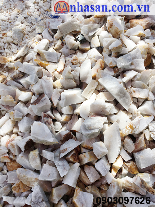 Sell raw quartz stone construction