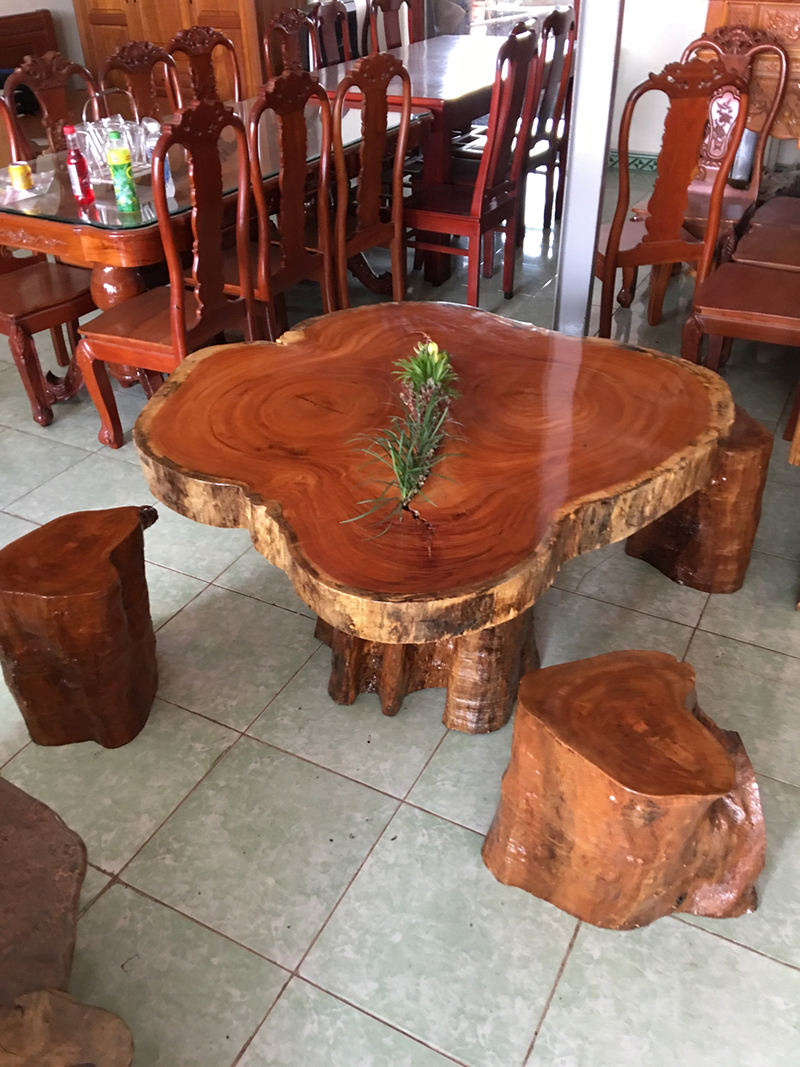 Bộ bàn ghế gỗ tự nhiên mặt gỗ đỏ 1