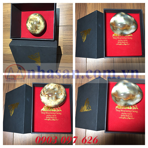 Chặn giấy bằng đá mã não