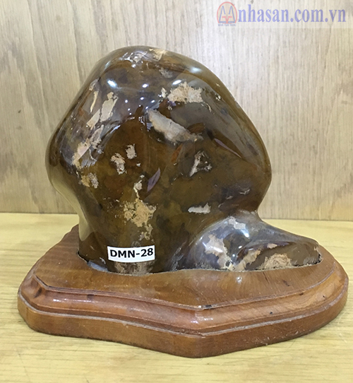 Đá mã não để bàn phong thủy