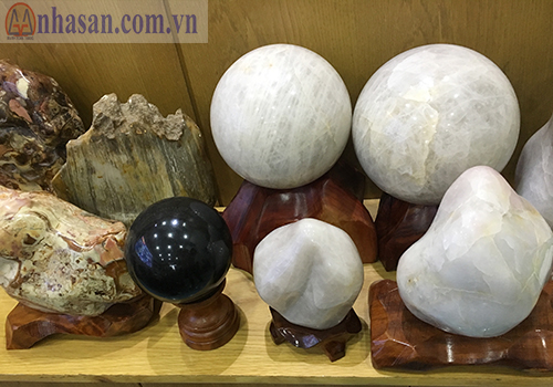 Đá thạch anh đen phong thủy