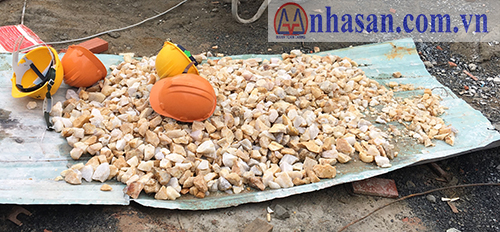 Đá thạch anh vụn dùng trong xây dựng