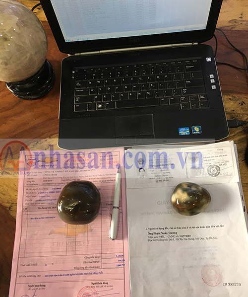 Tác dụng của cục chặn giấy đá quý