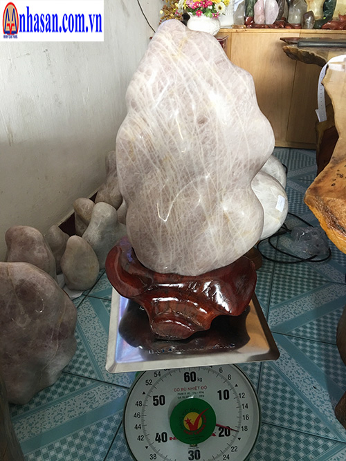 Trụ đá thạch anh hồng T-29.3