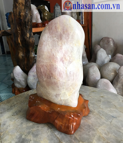 Quartz stone pillar -T31.4