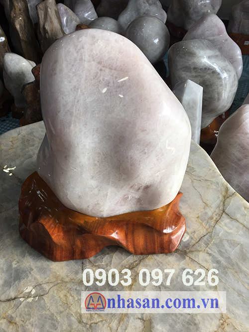 Trụ đá thạch anh trắng hồng-T43.3