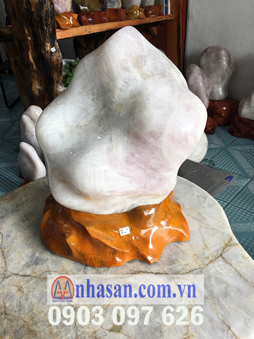 TRỤ ĐÁ THẠCH ANH TRẮNG HỒNG-T73