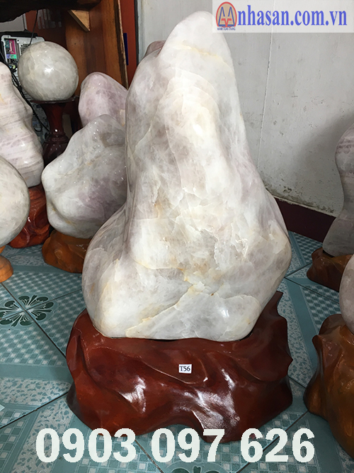 White-pink quartz stone pillar-T56