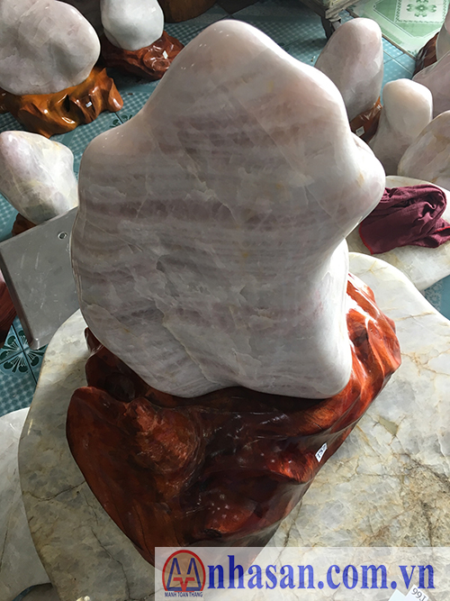 Pink amethyst stone pillar-T57