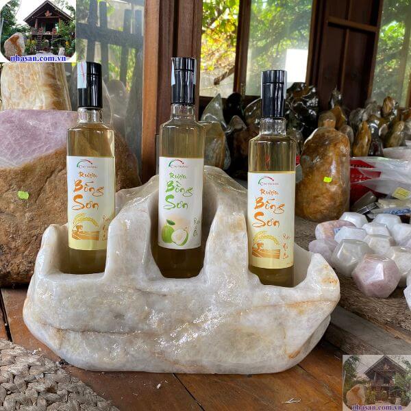 Thạch anh có khả năng làm mát rượu, giúp bảo quản rượu tốt hơn Thạch anh có khả năng làm mát rượu, giúp bảo quản rượu tốt hơn