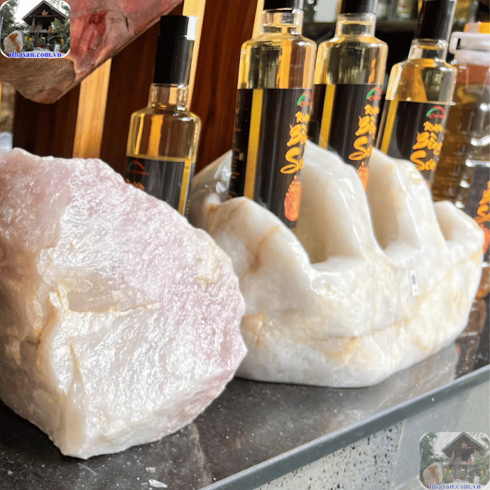 Kệ rượu thạch anh có khả năng chống trầy xước và chịu lực tốt Kệ rượu thạch anh có khả năng chống trầy xước và chịu lực tốt