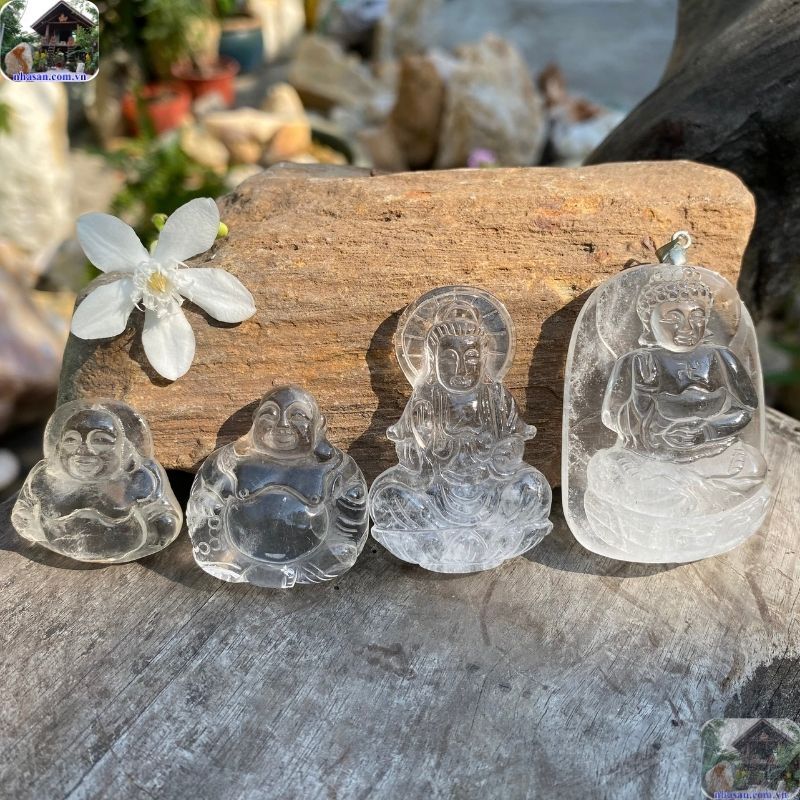 Chú ý lựa chọn hình dáng phật Quan Âm phù hợp để đảm bảo giá trị phong thuỷ tốt nhất Chú ý lựa chọn hình dáng phật Quan Âm phù hợp để đảm bảo giá trị phong thuỷ tốt nhất