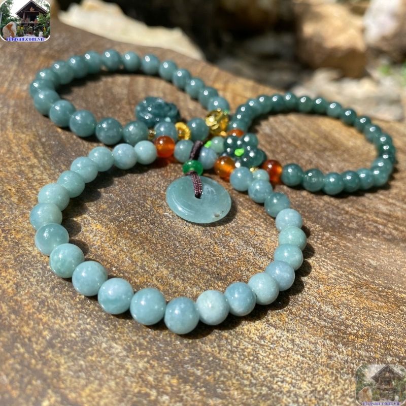 Mỗi khối đá lam ngọc tự nhiên sinh ra đều mang một 'dấu vân tay' riêng biệt của đất trời Mỗi khối đá lam ngọc tự nhiên sinh ra đều mang một 'dấu vân tay' riêng biệt của đất trời