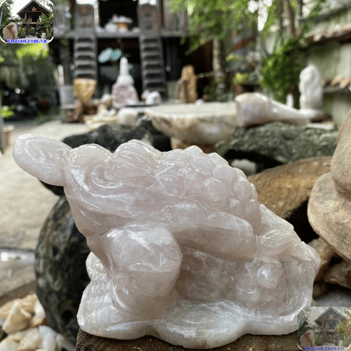 Thiềm Thừ là linh vật biểu trưng cho sự giàu có và may mắn Thiềm Thừ là linh vật biểu trưng cho sự giàu có và may mắn