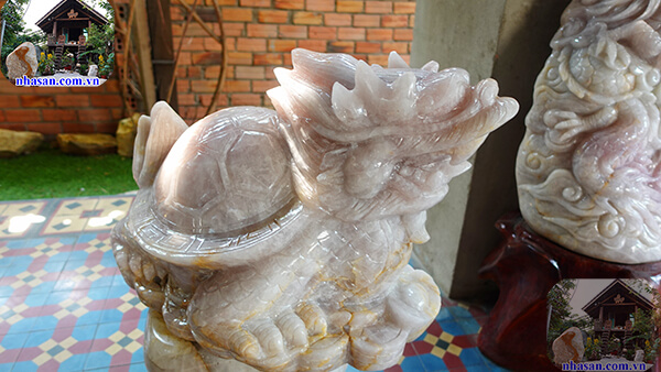 Long Quy đá thạch anh hồng trấn thổ nâng cao sinh khi Long Quy đá thạch anh hồng trấn thổ nâng cao sinh khi