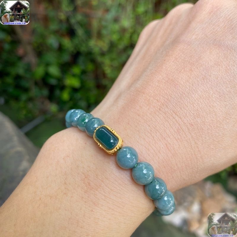 Lưu ý khi đeo vòng cẩm thạch để đạt hiệu quả năng lượng Lưu ý khi đeo vòng cẩm thạch để đạt hiệu quả năng lượng