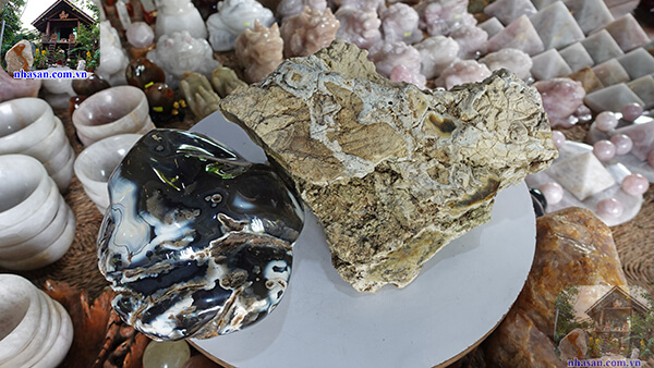 Đá mã não thô và thành phẩm Đá mã não thô và thành phẩm