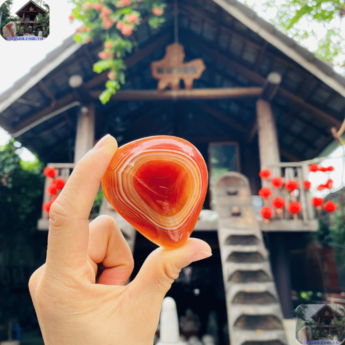 Mã não mắt dê là một trong những loại đá quy hiếm Mã não mắt dê là một trong những loại đá quy hiếm