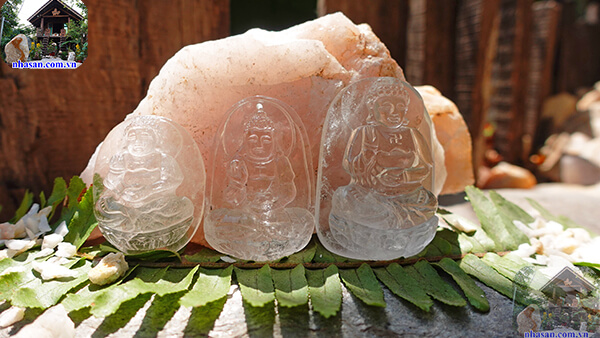 Mặt Phật A Di Đà cho người tuổi Tuất và Hợi Mặt Phật A Di Đà cho người tuổi Tuất và Hợi