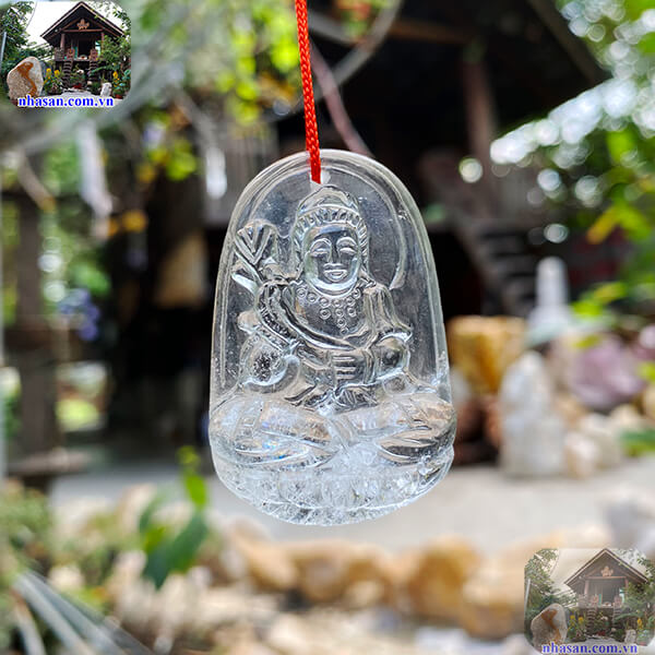 Mặt Phật Đại Thế Chí Bồ Tát đá thạch anh trắng cho người tuổi Ngọ Mặt Phật Đại Thế Chí Bồ Tát đá thạch anh trắng cho người tuổi Ngọ
