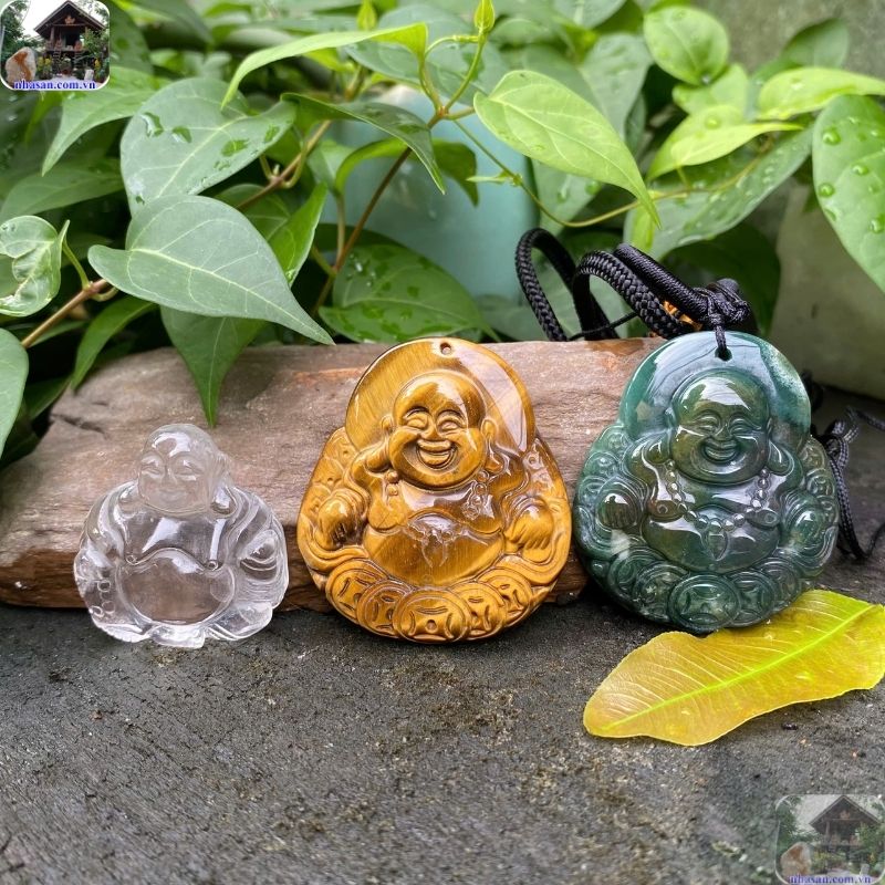 Mặt Phật Di Lặc mệnh Thổ mang nhiều ý nghĩa phong thuỷ sâu sắc Mặt Phật Di Lặc mệnh Thổ mang nhiều ý nghĩa phong thuỷ sâu sắc