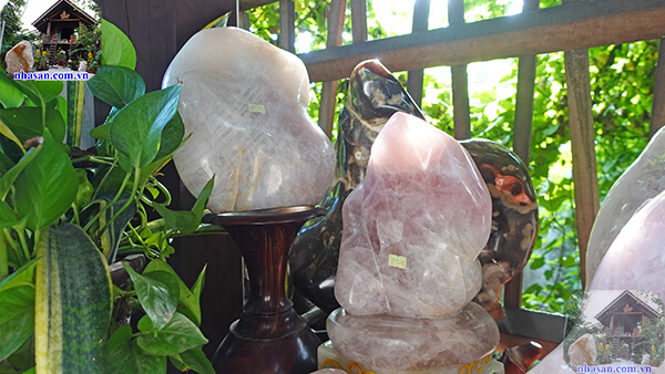 Đá thạch anh hồng giúp cân bằng mối quan hệ Đá thạch anh hồng giúp cân bằng mối quan hệ