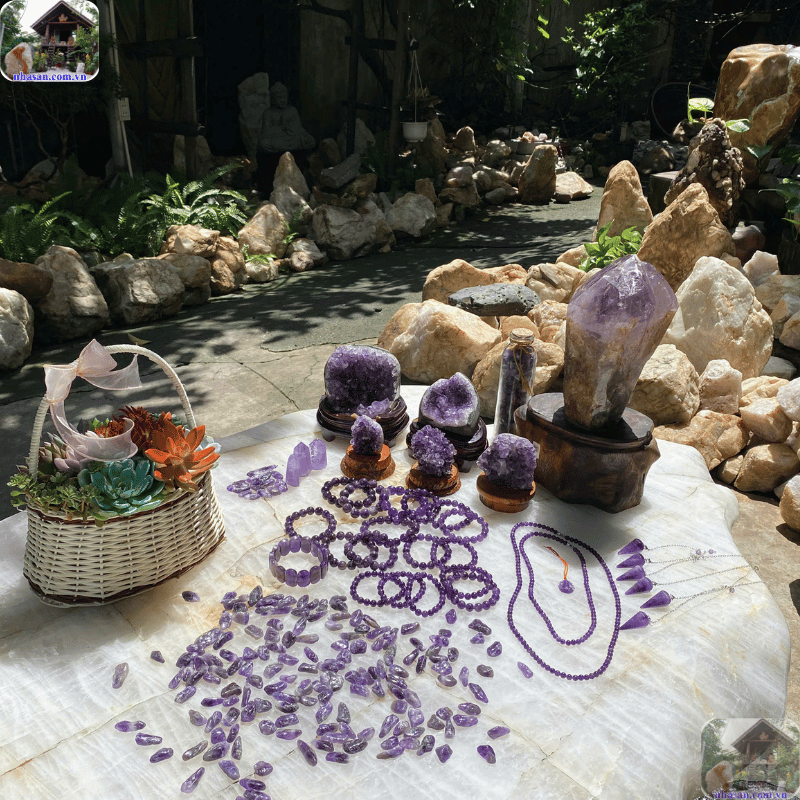 Lựa chọn sản phẩm có nguồn gốc và chất lượng giúp đảm bảo được năng lượng từ đá Lựa chọn sản phẩm có nguồn gốc và chất lượng giúp đảm bảo được năng lượng từ đá