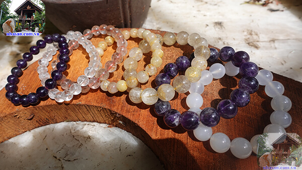 Vòng phong thủy tự nhiên bảo vệ bình an cho người đeo Vòng phong thủy tự nhiên bảo vệ bình an cho người đeo