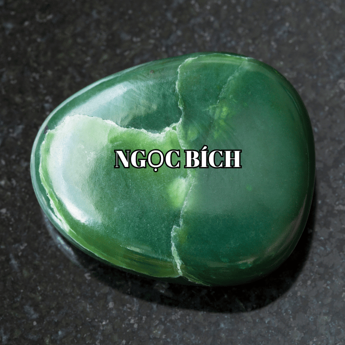 Đá ngọc bích có bề mặt thường bóng, mịn (ảnh minh họa) Đá ngọc bích có bề mặt thường bóng, mịn (ảnh minh họa)