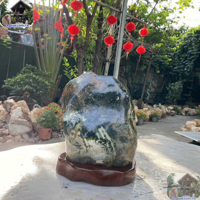 Những đường vân bên trong ngọc tủy tạo nên hình ảnh độc đáo Những đường vân bên trong ngọc tủy tạo nên hình ảnh độc đáo