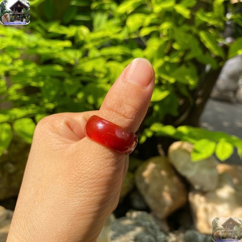 Nhẫn mã não đeo ngón nào để thu hút tiền tài? Nhẫn mã não đeo ngón nào để thu hút tiền tài?