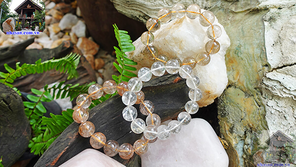 Vòng phong thủy tự nhiên mang đến vận may và tài lộc cho chủ nhân Vòng phong thủy tự nhiên mang đến vận may và tài lộc cho chủ nhân