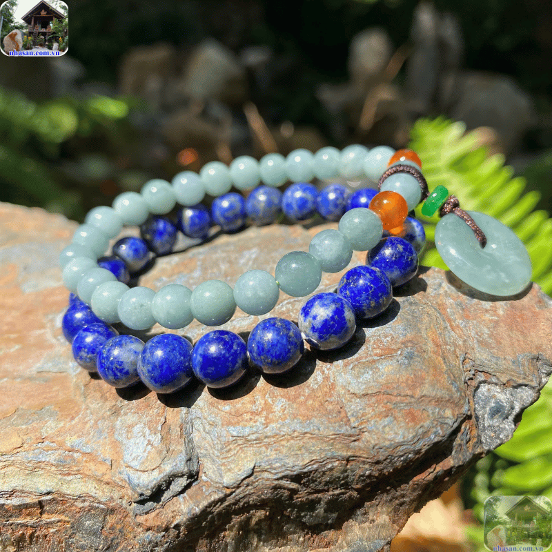 Hiểu rõ nguyên tắc để biết nữ nên đeo vòng tay bên nào để tối ưu hóa năng lượng của trang sức Hiểu rõ nguyên tắc để biết nữ nên đeo vòng tay bên nào để tối ưu hóa năng lượng của trang sức