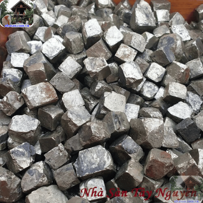 Nhà Sàn Tây Nguyên cung cấp đá Pyrite tự nhiên được chuyên gia tin dùng Nhà Sàn Tây Nguyên cung cấp đá Pyrite tự nhiên được chuyên gia tin dùng