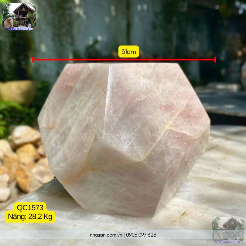 Quả cầu 12 mặt thạch anh hồng QC1573 nguyên khối tự nhiên nặng 28.2kg, đường kính ~31cm Quả cầu 12 mặt thạch anh hồng QC1573 nguyên khối tự nhiên nặng 28.2kg, đường kính ~31cm