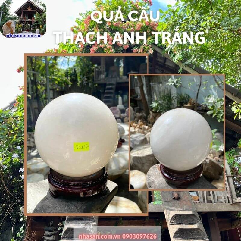 Màu trắng của quả cầu thạch anh tượng trưng cho sự tinh khiết, thuần khiết Màu trắng của quả cầu thạch anh tượng trưng cho sự tinh khiết, thuần khiết