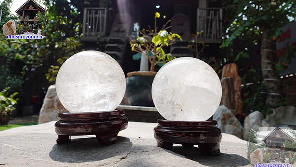 Quả cầu thạch anh tinh thể Quả cầu thạch anh tinh thể