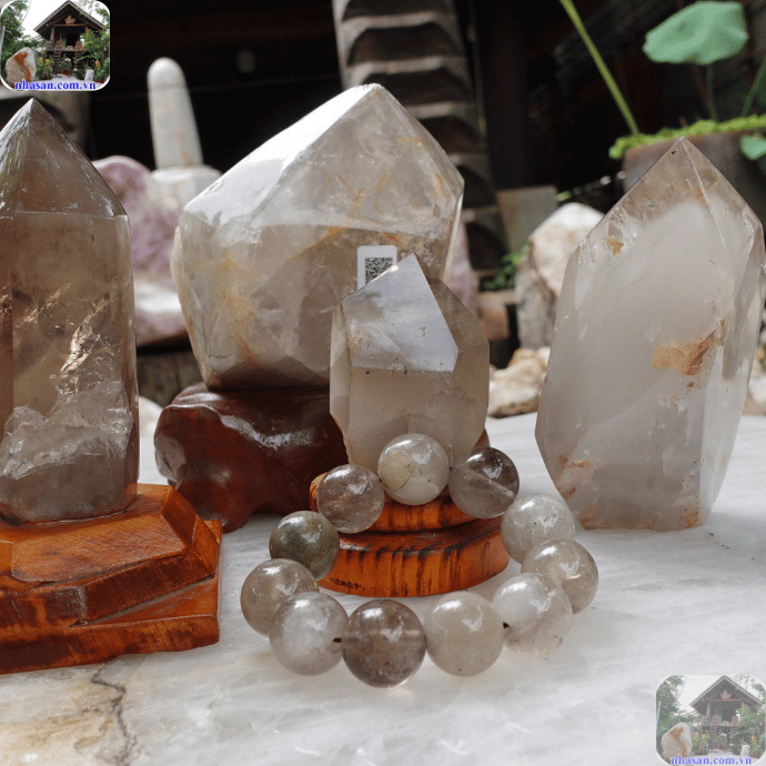 Nhà Sàn Tây Nguyên chuyên cung cấp đá thạch anh khói tự nhiên Nhà Sàn Tây Nguyên chuyên cung cấp đá thạch anh khói tự nhiên