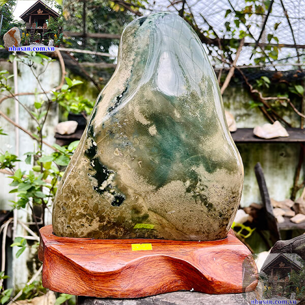 Đá canxedon có nhiều biến thể khác nhau Đá canxedon có nhiều biến thể khác nhau