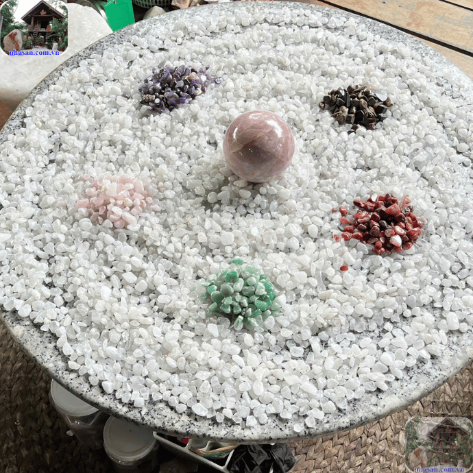 Sử dụng đá phong thủy để thiết kế vườn thiền sẽ giúp hỗ trợ cân bằng năng lượng Sử dụng đá phong thủy để thiết kế vườn thiền sẽ giúp hỗ trợ cân bằng năng lượng