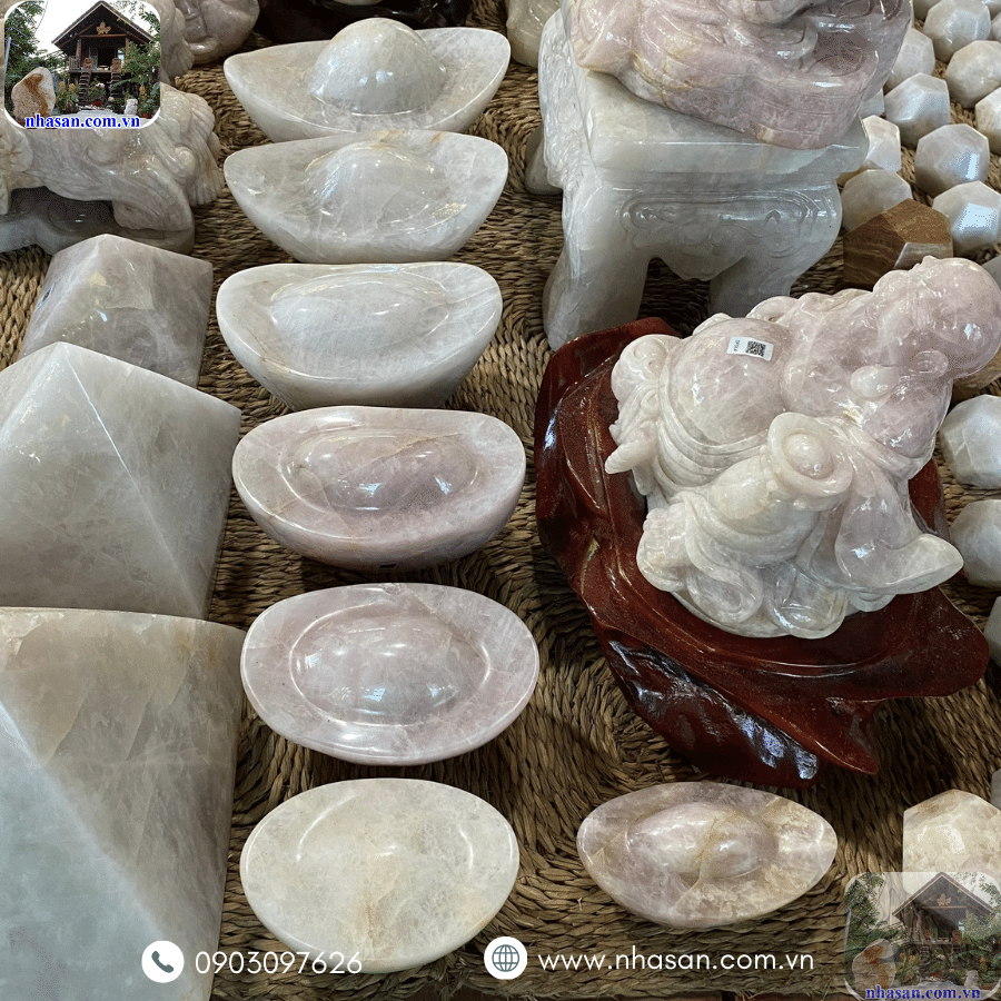 Thỏi vàng phong thủy có nhiều kích thước đa dạng Thỏi vàng phong thủy có nhiều kích thước đa dạng